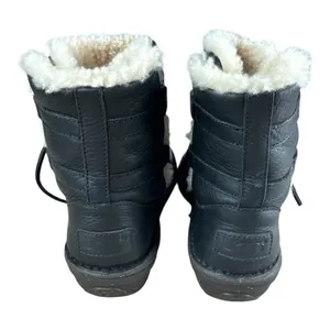 UGG Caspia Black Leather Shearling Lined Lace Up Ankle Boots 1932 Womens Size 7 thumbnail 8