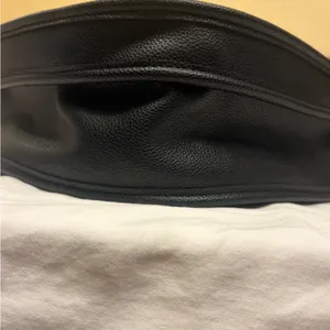 Elegant Black Shoulder Bag for Women thumbnail 14