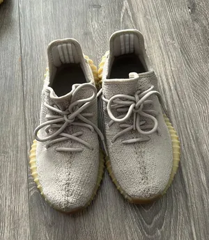 Yeezy Boost Sesame thumbnail 1