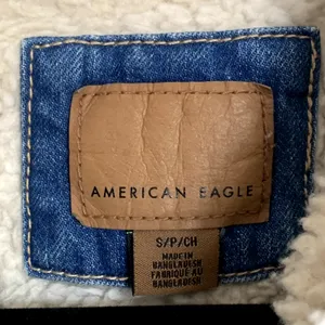 NWT American Eagle Outfitters Fleece Lined Trucker Denim Jacket in‎ Blue thumbnail 5