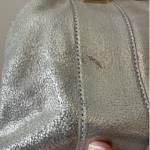 Tory Burch Nico Metallic East West Tote Silver‎ Distressed Leather thumbnail 6
