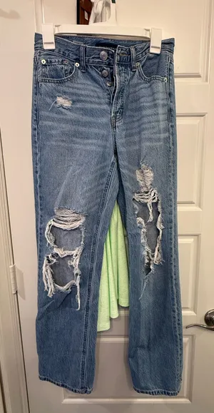 Aeropostale Ripped Blue Jeans thumbnail 1