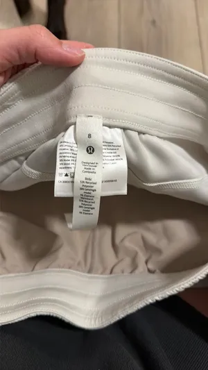 Lululemon Shorts Softstreme High-Rise 4" thumbnail 4