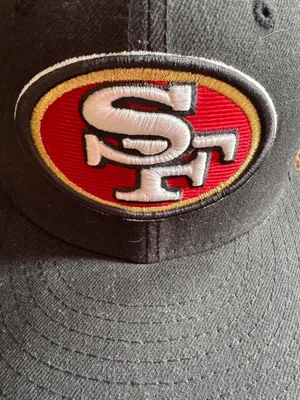 NWOT San Francisco 49ers New Era 59FIFTY Black Fitted Hat (6 7/8) thumbnail 2