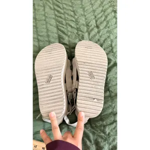 Teva Mevia Flatform Sandals size 7 thumbnail 4