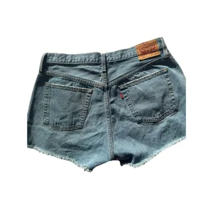 Levi’s 501 Women’s Cut Off Denim Shorts Size W32 Ripped Distressed thumbnail 14