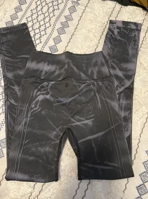 Lululemon leggings thumbnail 1