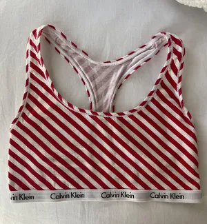 Calvin Klein Sports Bra thumbnail 1
