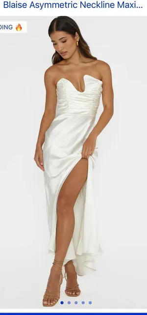 Selfie Leslie Dress thumbnail 5