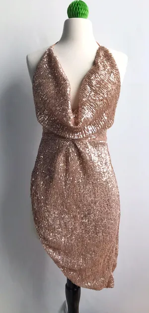 Rose gold sequin dress, size M Size M thumbnail 2