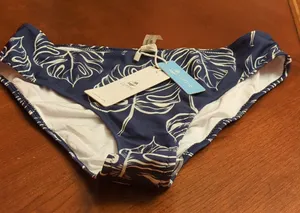 Cupshe Leaves Print Bikini Bottom Size M thumbnail 1