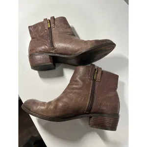 Sam Edelman James Dark Brown Distressed Leather Ankle Boots‎ Size 8.5M thumbnail 2