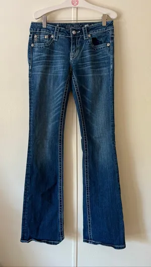 Miss Me Woman’s Jeans Size 28 Bootcut -See Fix By Zipper thumbnail 1