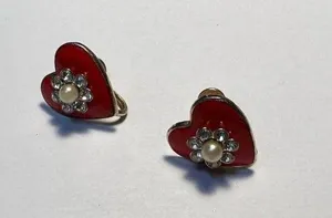 Vintage Coro Red Enamel Heart Rhinestone Screw On Non Pierced Earrings thumbnail 1