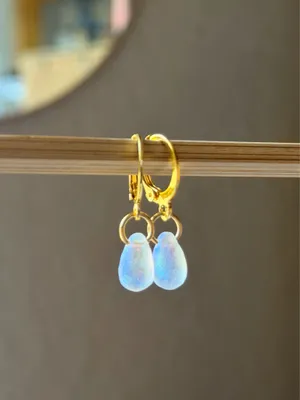 Handmade mini teardrop Czech glass simple minimalist earrings🤍 thumbnail 4