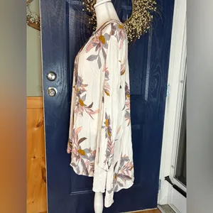Free People Floral Print Tunic Top - Cream and Pink thumbnail 3
