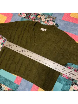 Madewell $98 Cozy Olive Green Cable Knit V-Neck Crop Sweater Woman’s S Outdoor thumbnail 6