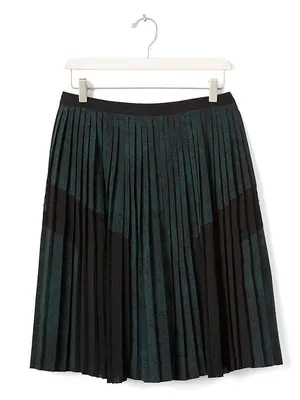 Banana Republic Pleated Small Floral Print Skirt thumbnail 4