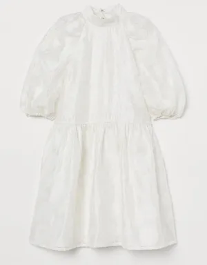NWT H&M White Jacquard-Weave Dress Size Large thumbnail 1