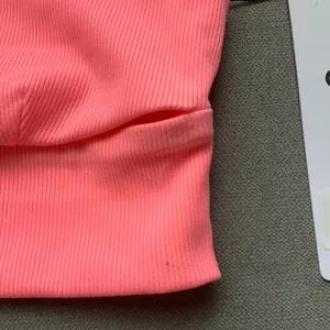 Alo Slit Bra Neon Bubblegum S thumbnail 3