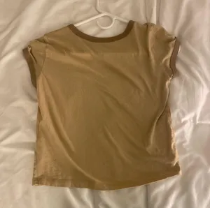 cropped graphic tee Size XS thumbnail 3