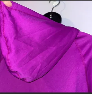 Therma Fit Purple Hoodie Higher neckline Embroidered Logo size M thumbnail 14