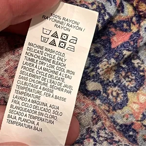 Lucky Brand Long Sleeve Peasant Top size Medium thumbnail 9