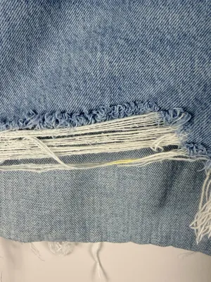 Abercrombie & fitch high rise loose short curve love light wash size 34 thumbnail 2