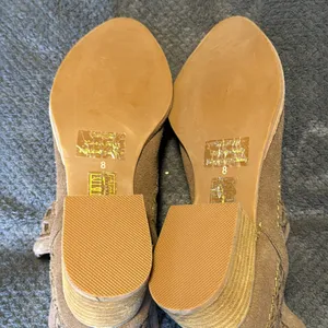 Jeffrey Campbell Tan Perforated Suede Block Heel Ankle‎ Boots Size 8 thumbnail 10
