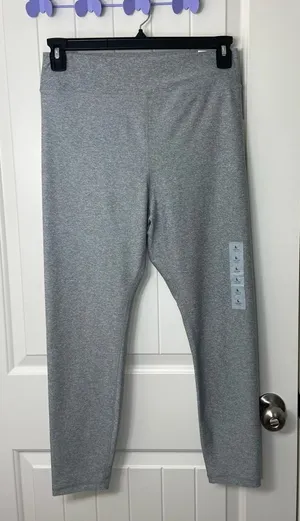 NEW Old Navy women’s cloud+ go-dry medium gray soft‎ stretch high waist leggings thumbnail 1