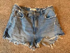 Abercrombie High-Rise Mom Shorts thumbnail 1