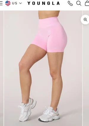 young la pink shorts Size M thumbnail 1