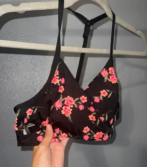 Bra thumbnail 1