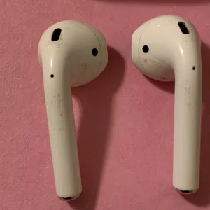Apple AirPods 1st Generation In-Ear Headsets with Charging Case - White thumbnail 8