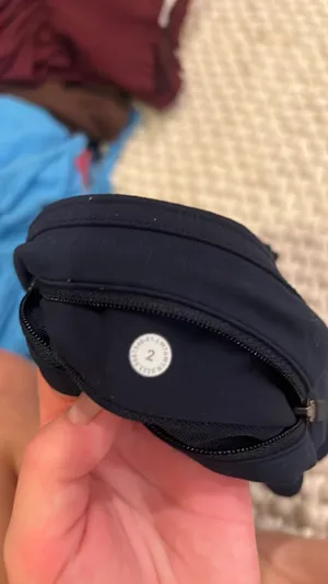 Navy Lululemon Speed Up Shorts 2.5" thumbnail 2