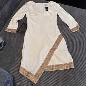 Bebe Short Dress Bodycon White Stretchy Rhinestone Embellished Bridal Women Sz S thumbnail 2
