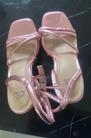 Wild Fable Metallic Pink Strappy Block Heel Sandals thumbnail 1