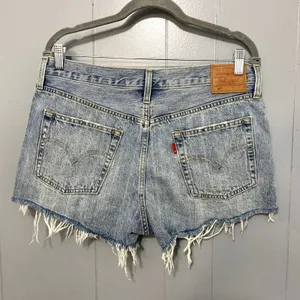 Levi's 501 Blue Medium Wash Denim Cut-off Button Fly Summer Beach Shorts 31 thumbnail 2
