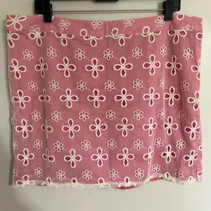 Jennifer Lopez Pink Floral Lace Mini Skirt Womens Size 16 Mesh Overlay Zipper‎ thumbnail 1