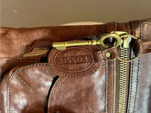 Fossil Sasha Brown Leather Crossbody Bag w Key Charm Vintage thumbnail 3