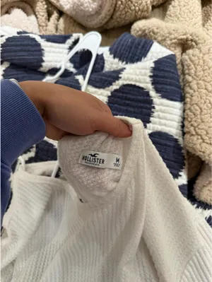 Hollister Waffle Open Back long sleeve  thumbnail 5