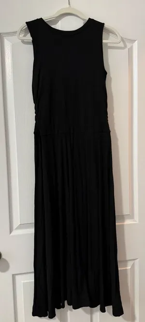 Pretty Garden Maxi Dress thumbnail 1