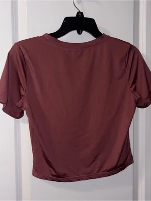 Women's Mauve Short Sleeve Workout Crop Top Size: M thumbnail 3