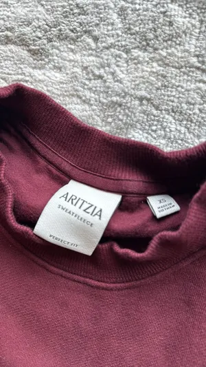 Aritzia Set Sweat thumbnail 2
