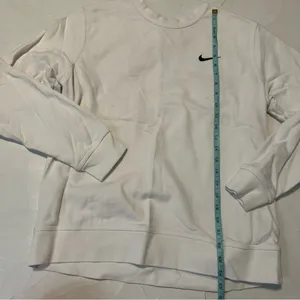 White Nike Women’s Sweater Crew Neck Large Casual Preppy Athletic thumbnail 3