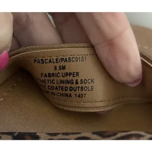 Steve Madden Pascale Leopard Print Flat Sandals Size 8.5 thumbnail 3