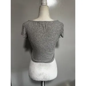 Planet Gold Womens Heather Gray Ribbed Scoop Neck Cropped T-Shirt Size M thumbnail 2