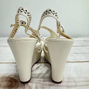 Top Moda Strappy Ivory Wedge Heeled Platform Sandals with Cutouts Size 8 thumbnail 6