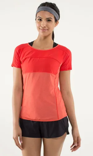 Lululemon Run Fast Track Short Sleeve Top Love Red Size 4 Running thumbnail 1