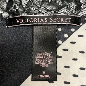 Victoria’s Secret Lace And Blk/Wht/Silver Patchwork Pattern Adjustable Cami- Med thumbnail 11
